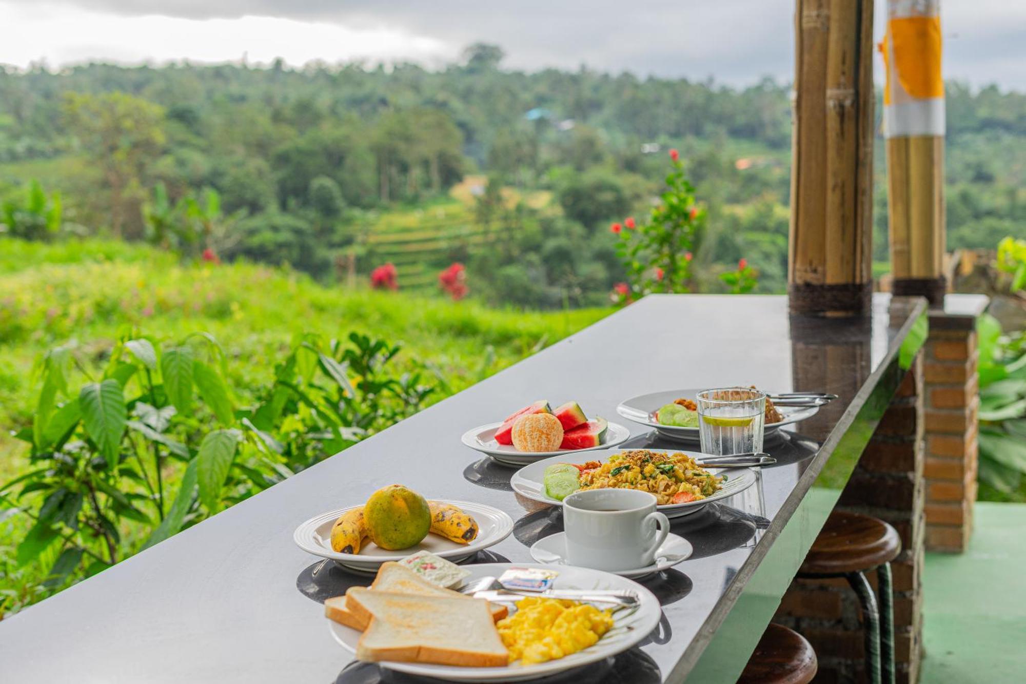 Santya Loka Lodge & Twin Waterfall Jatiluwih Bagian luar foto